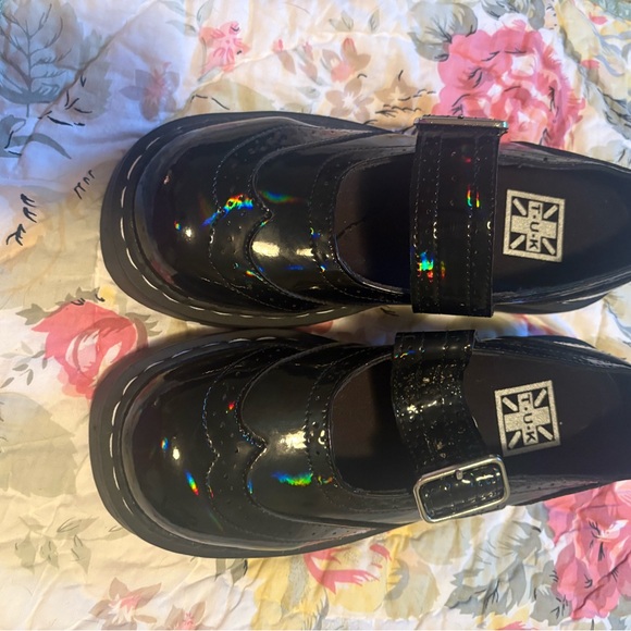 T.U.K. Brogue Mary Jane Shoes with oil slick/rainbow look - Picture 2 of 6